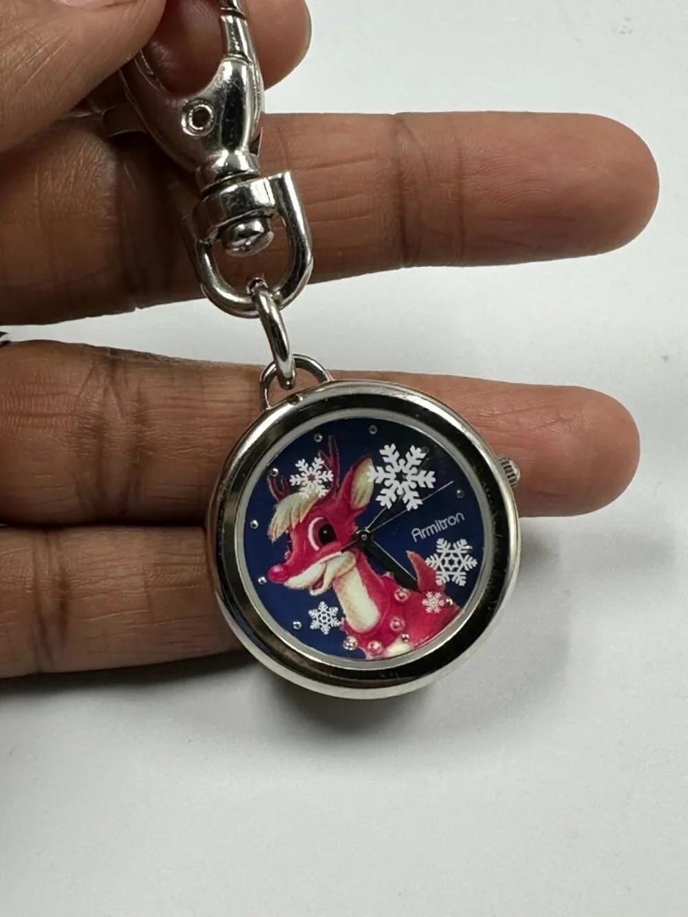 Rudolph the Red-Nosed Reindeer Keyring Watch Silver Tone Holiday New Battery